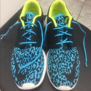 Nike athletic shoe size 8.5